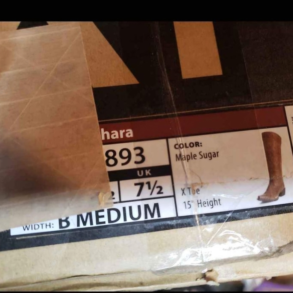 Ariat Brown Heeled Boots Elegant Design